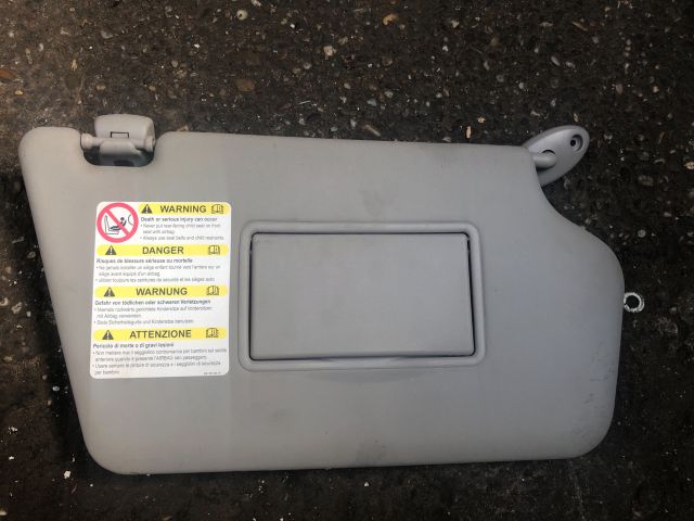 bontott MAZDA 2 Jobb Napellenző