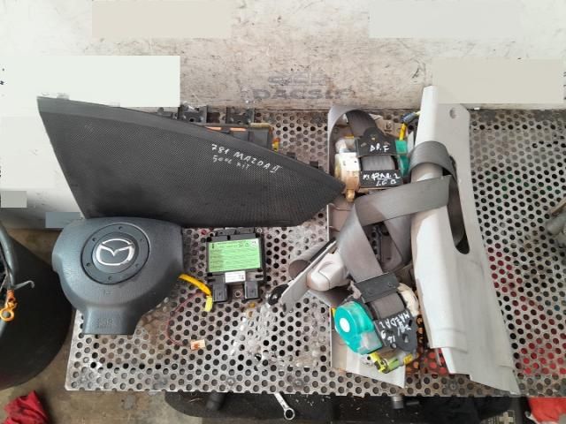 bontott MAZDA 2 Komplett Légzsák Szett