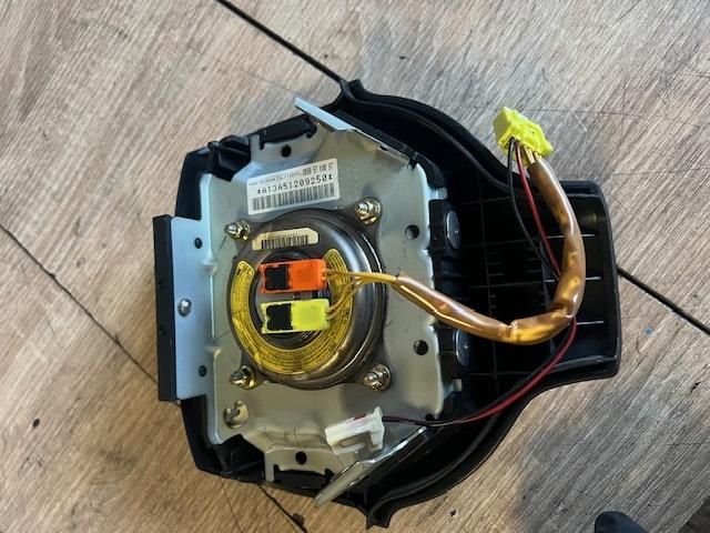 bontott MAZDA 2 Kormánylégzsák