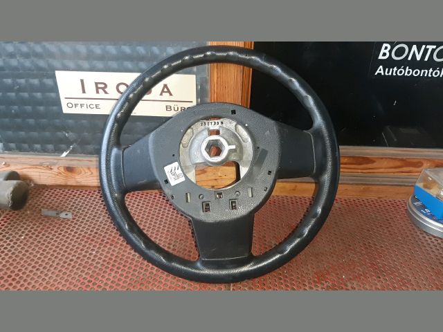 bontott MAZDA 2 Multikormány