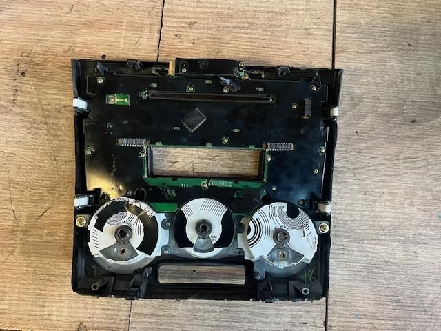 bontott MAZDA 2 Rádió / CD