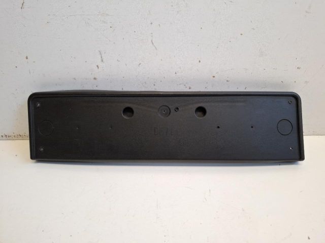 bontott MAZDA 2 Rendszámtábla Tartó