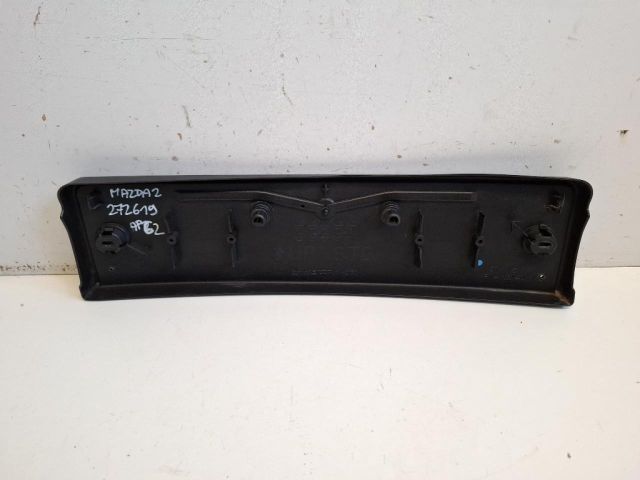 bontott MAZDA 2 Rendszámtábla Tartó