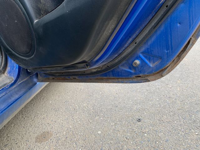 bontott MAZDA 3 Bal hátsó Féknyereg Munkahengerrel