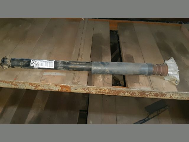 bontott MAZDA 3 Bal hátsó Lengéscsillapító