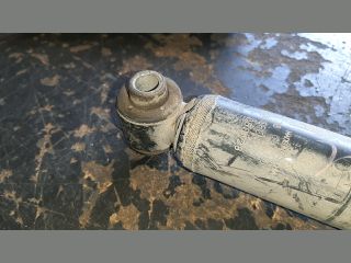 bontott MAZDA 3 Bal hátsó Lengéscsillapító