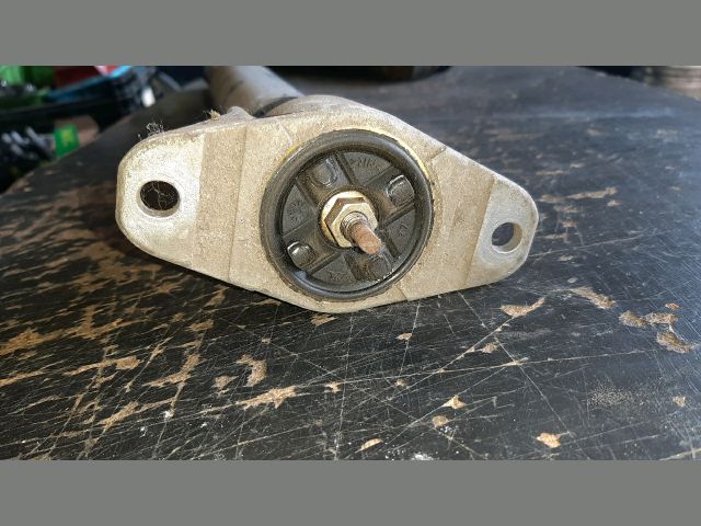 bontott MAZDA 3 Bal hátsó Lengéscsillapító