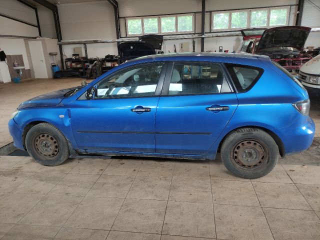 bontott MAZDA 3 Bal hátsó Rugó