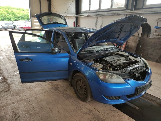 bontott MAZDA 3 Jobb első Csonkállvány Kerékaggyal