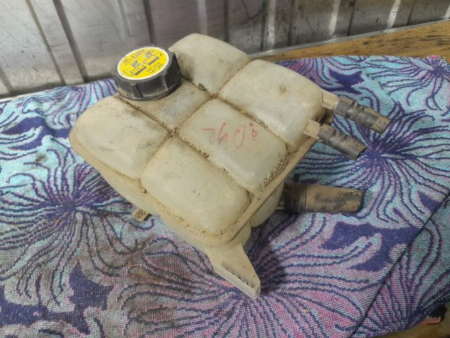 bontott MAZDA 3 Kiegyenlítő Tartály