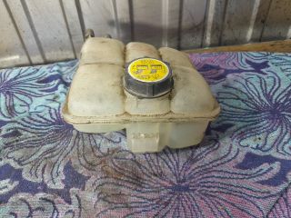 bontott MAZDA 3 Kiegyenlítő Tartály