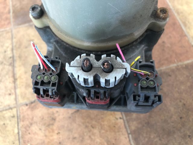 bontott MAZDA 3 Kormányszervó Motor (Hidraulikus)