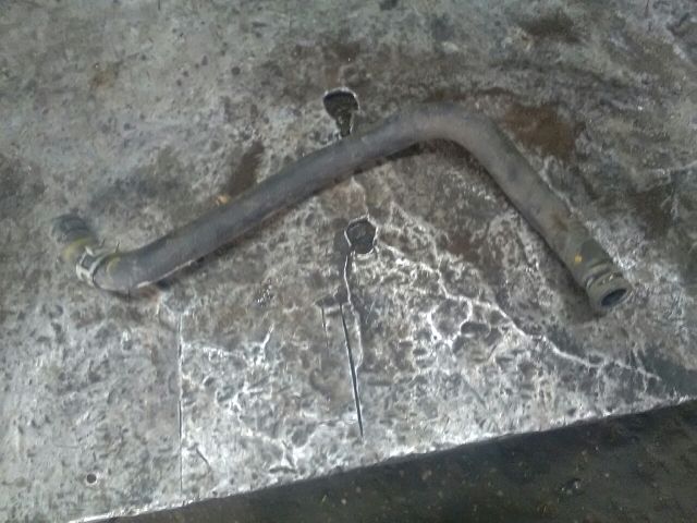 bontott MAZDA 3 Vízcső