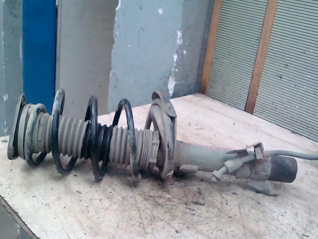 bontott MAZDA 3 Bal első Gólyaláb (Lengécsillapító, Rugó)