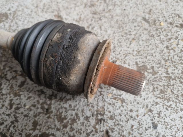 bontott MAZDA 3 Bal Féltengely