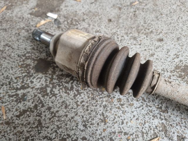 bontott MAZDA 3 Bal Féltengely