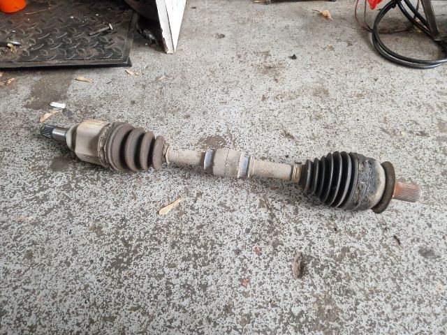 bontott MAZDA 3 Bal Féltengely