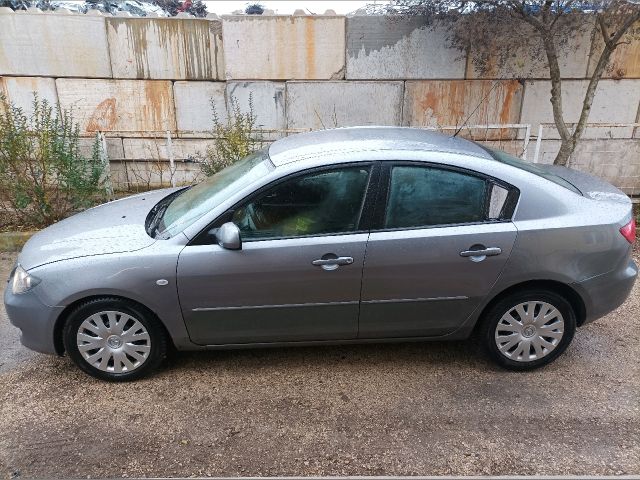 bontott MAZDA 3 Bal hátsó Rugó