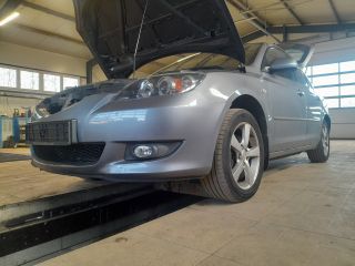 bontott MAZDA 3 Biztosítéktábla Motortér