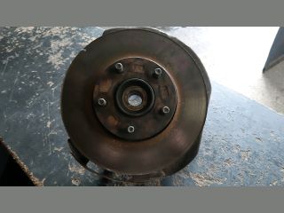 bontott MAZDA 3 Bal első Csonkállvány Kerékaggyal