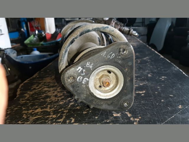 bontott MAZDA 3 Bal első Gólyaláb (Lengécsillapító, Rugó)