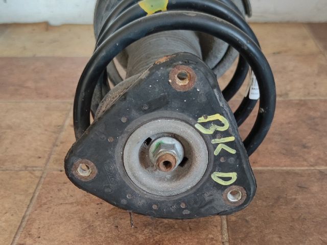 bontott MAZDA 3 Bal első Gólyaláb (Lengécsillapító, Rugó)