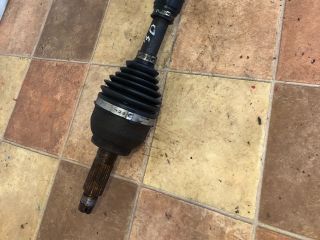 bontott MAZDA 3 Bal Féltengely