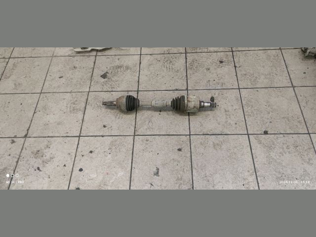 bontott MAZDA 3 Bal Féltengely