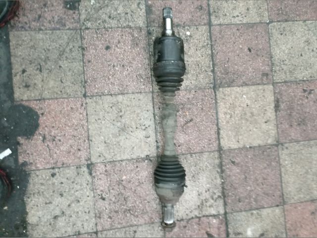 bontott MAZDA 3 Bal Féltengely