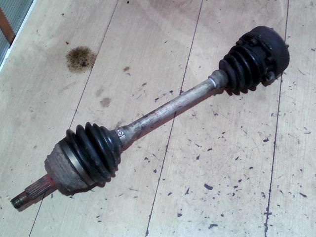 bontott MAZDA 3 Bal Féltengely