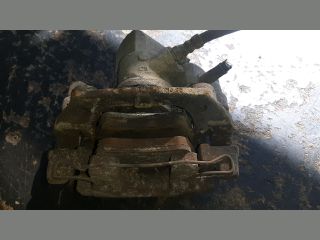 bontott MAZDA 3 Bal hátsó Féknyereg Munkahengerrel