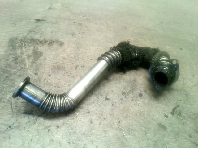 bontott MAZDA 3 EGR Hűtő Cső