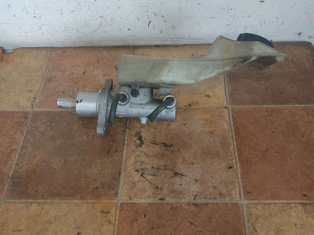 bontott MAZDA 3 Főfékhenger