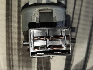 bontott MAZDA 3 Gyújtáskapcsoló