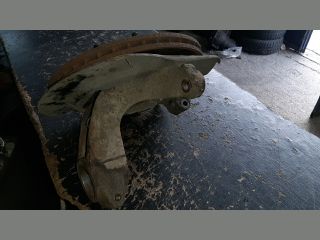 bontott MAZDA 3 Jobb első Csonkállvány Kerékaggyal