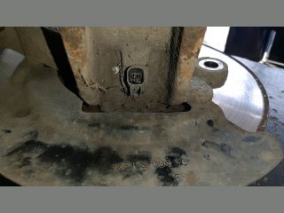 bontott MAZDA 3 Jobb első Csonkállvány Kerékaggyal