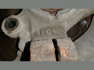 bontott MAZDA 3 Jobb első Csonkállvány Kerékaggyal