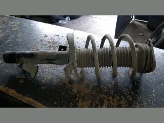 bontott MAZDA 3 Jobb első Gólyaláb (Lengécsillapító, Rugó)