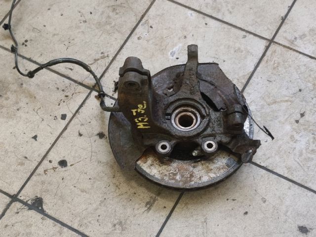 bontott MAZDA 3 Jobb első Kerékagy