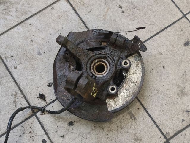 bontott MAZDA 3 Jobb első Kerékagy