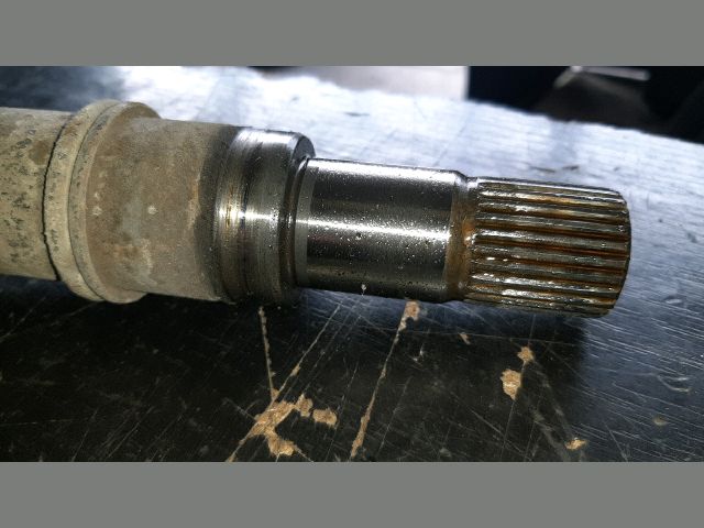 bontott MAZDA 3 Jobb Féltengely