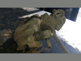 bontott MAZDA 3 Jobb hátsó Féknyereg Munkahengerrel