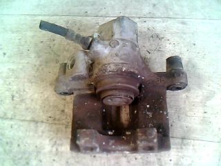 bontott MAZDA 3 Jobb hátsó Féknyereg Munkahengerrel