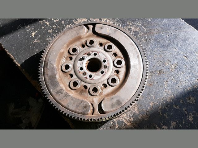 bontott MAZDA 3 Kettős tömegű Lendkerék