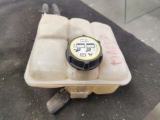 bontott MAZDA 3 Kiegyenlítő Tartály