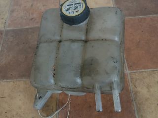 bontott MAZDA 3 Kiegyenlítő Tartály