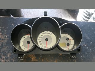 bontott MAZDA 3 Kilométeróra