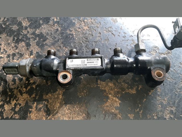 bontott MAZDA 3 Közösnyomócső