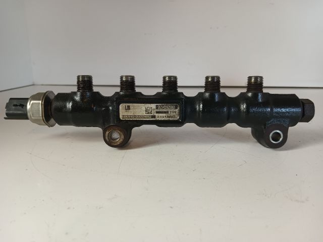 bontott MAZDA 3 Közösnyomócső