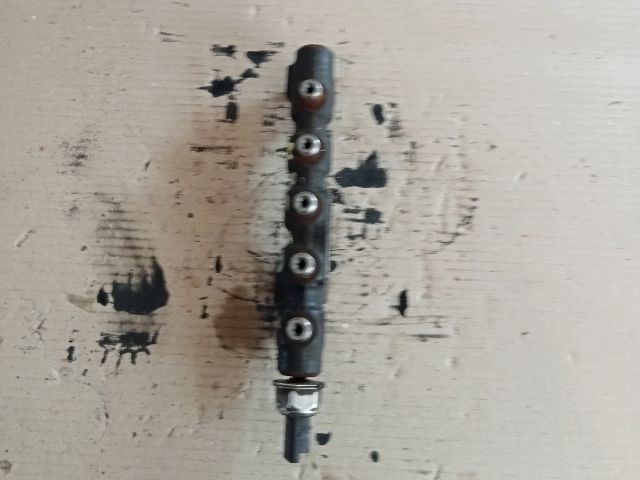 bontott MAZDA 3 Közösnyomócső